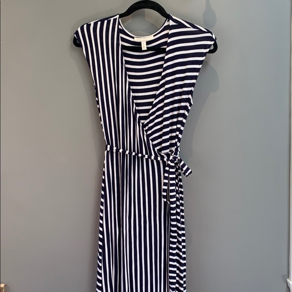MATERNITY - Jessica Simpson Navy Wrap Dress